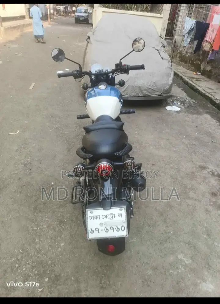 Royal Enfield Hunter 350 . 2025
