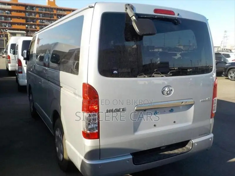 Toyota Hiace SUPER GL LED 2021