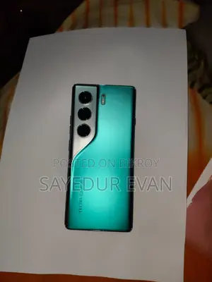 Tecno Camon 40 Pro 8+8/256 (Used)