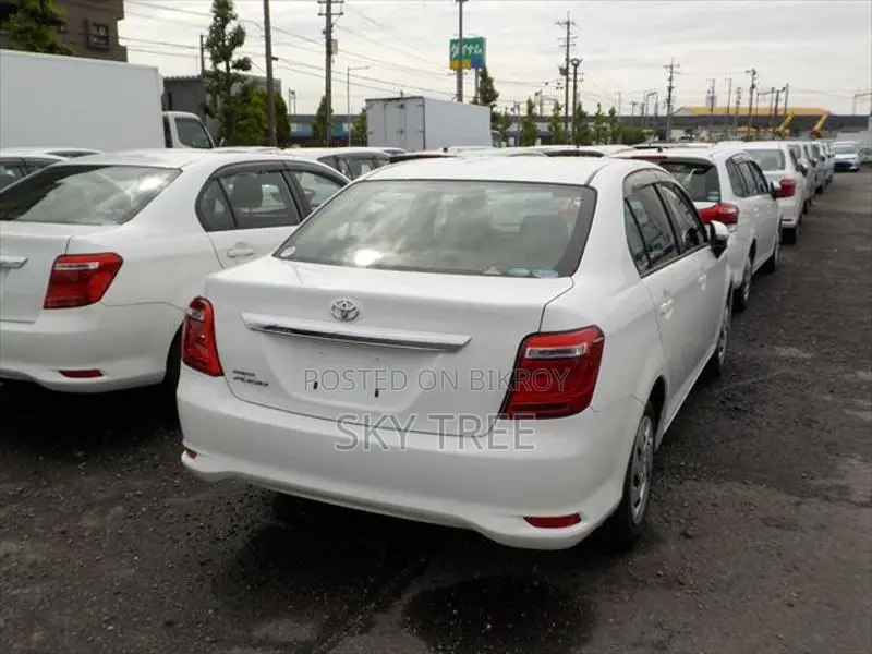 Toyota Axio EX Package 2020