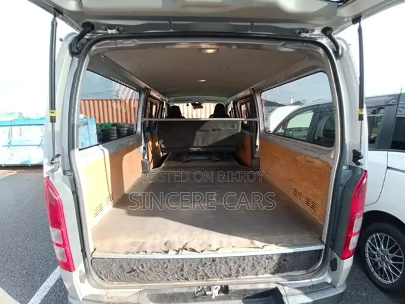 Toyota Hiace DX GL PACKAGE 2021