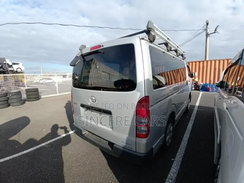 Toyota Hiace DX GL PACKAGE 2021