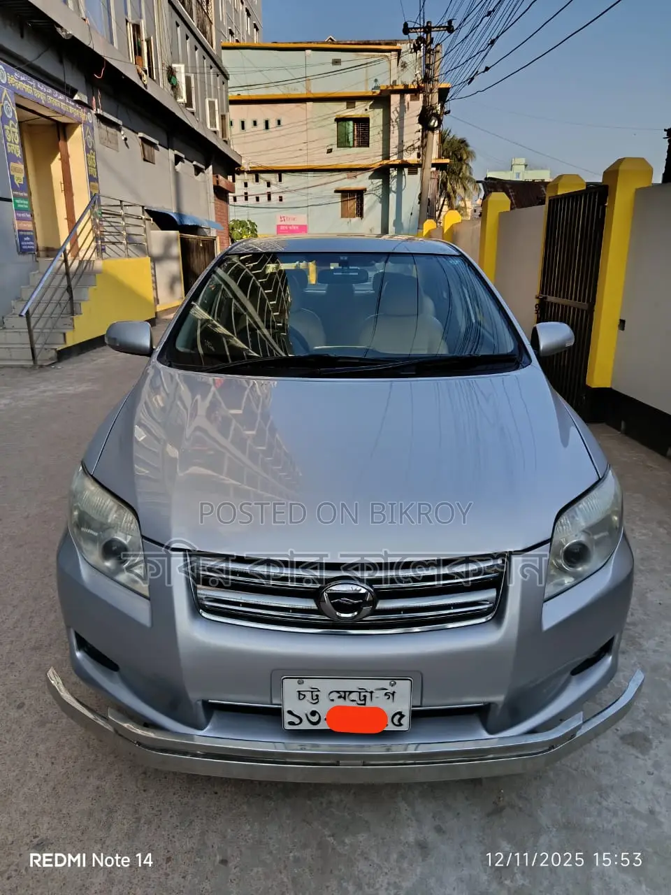 Toyota Axio silver 2010