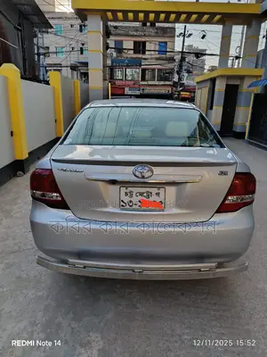 Toyota Axio silver 2010