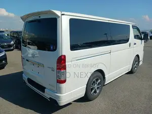 Toyota Hiace SGL Dark Prime II 2021