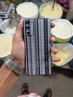 Samsung Galaxy S20 FE, (Used)