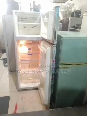 Running 14 CFT refrigerator for sale