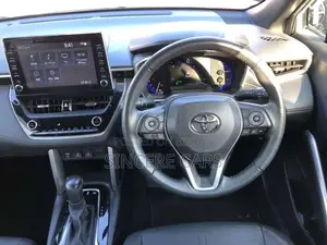Toyota Corolla Cross Z PKG HARDTOP 2021