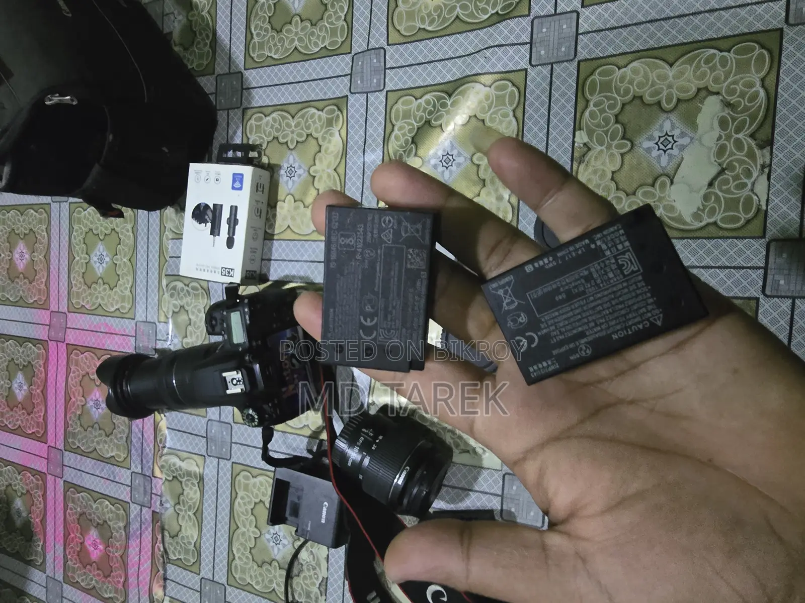Canon 77D Camera
