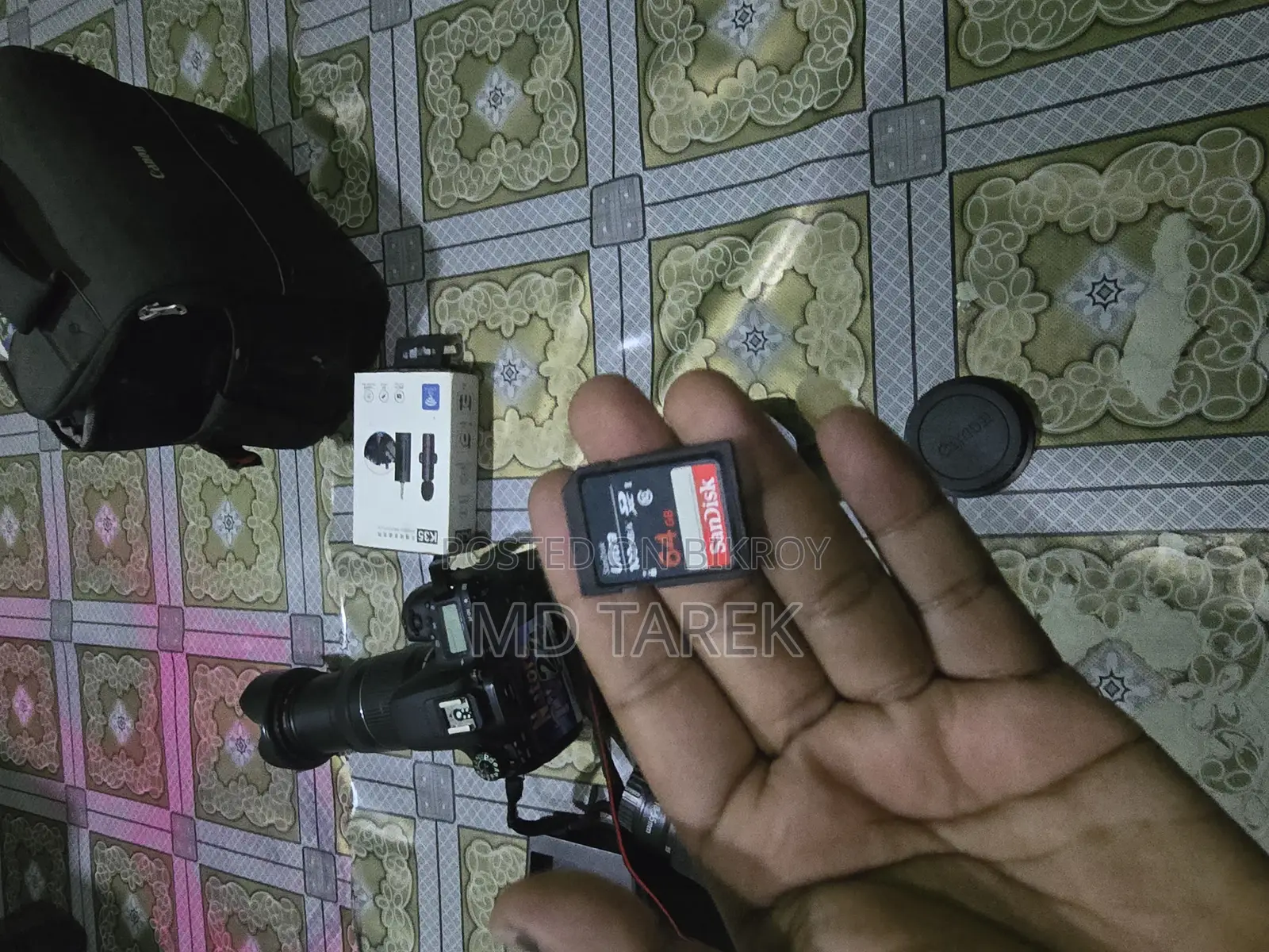 Canon 77D Camera