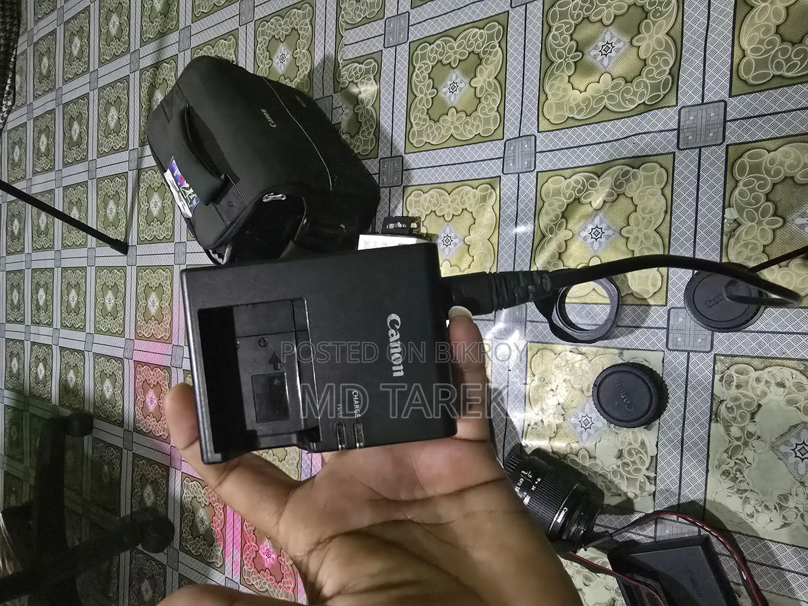 Canon 77D Camera