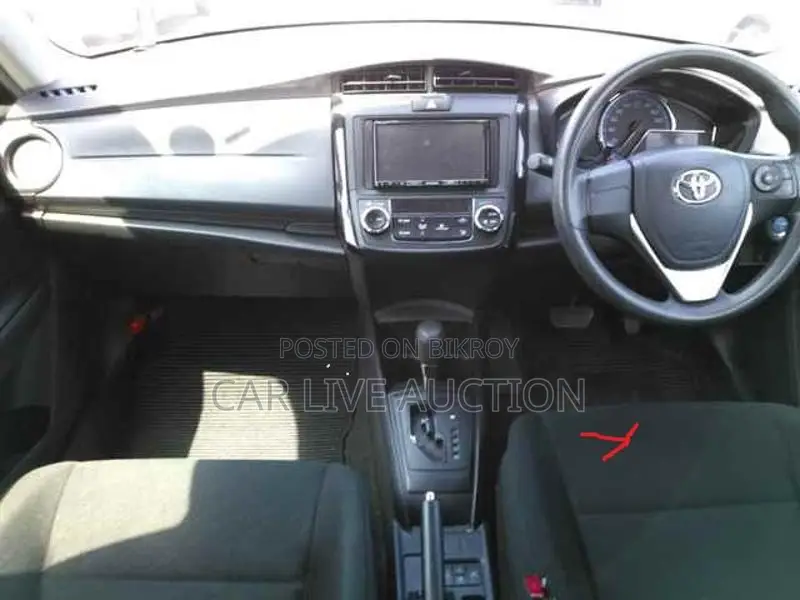 Toyota Axio Hybrid EX Package 2021