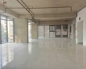গুলশান এভিনিউতে আধুনিক বিল্ডিংয়ে ৬১০০ বর্গফুটের ওপেন কমার্শিয়াল স্পেস ভাড়া হবে