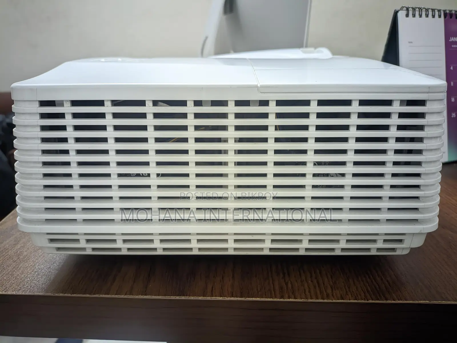 Mitsubishi FD630U Full Hd 4000 Lumen