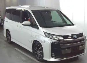 Toyota Noah S-Z PKG HYBRID 2022