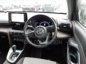 Toyota Yaris Cross Z 2 Ton Non Hybrid 2020