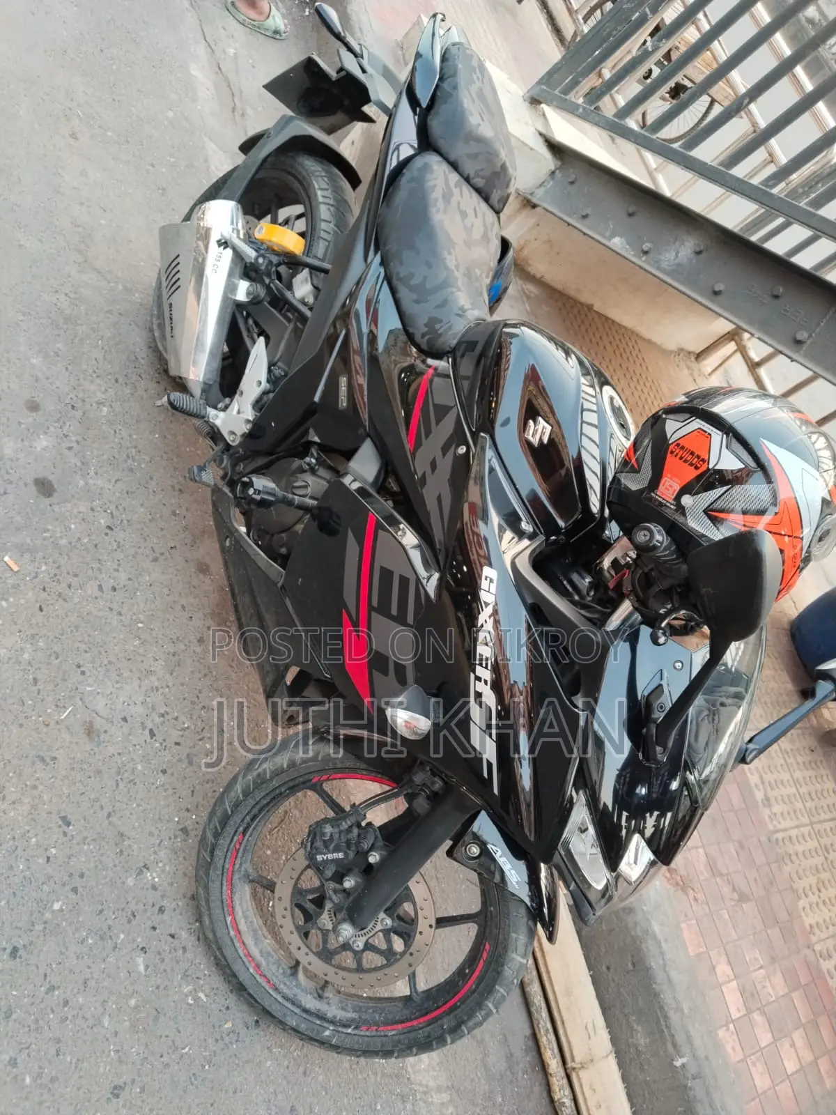 Suzuki Gixxer SF 2023
