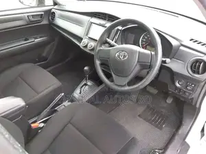 Toyota Axio EX NON HYBRID 2021