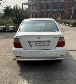 Toyota Corolla 2006 White