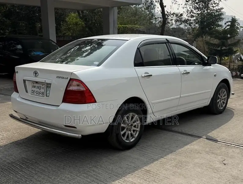 Toyota Corolla 2006 White