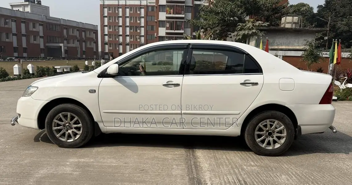 Toyota Corolla 2006 White