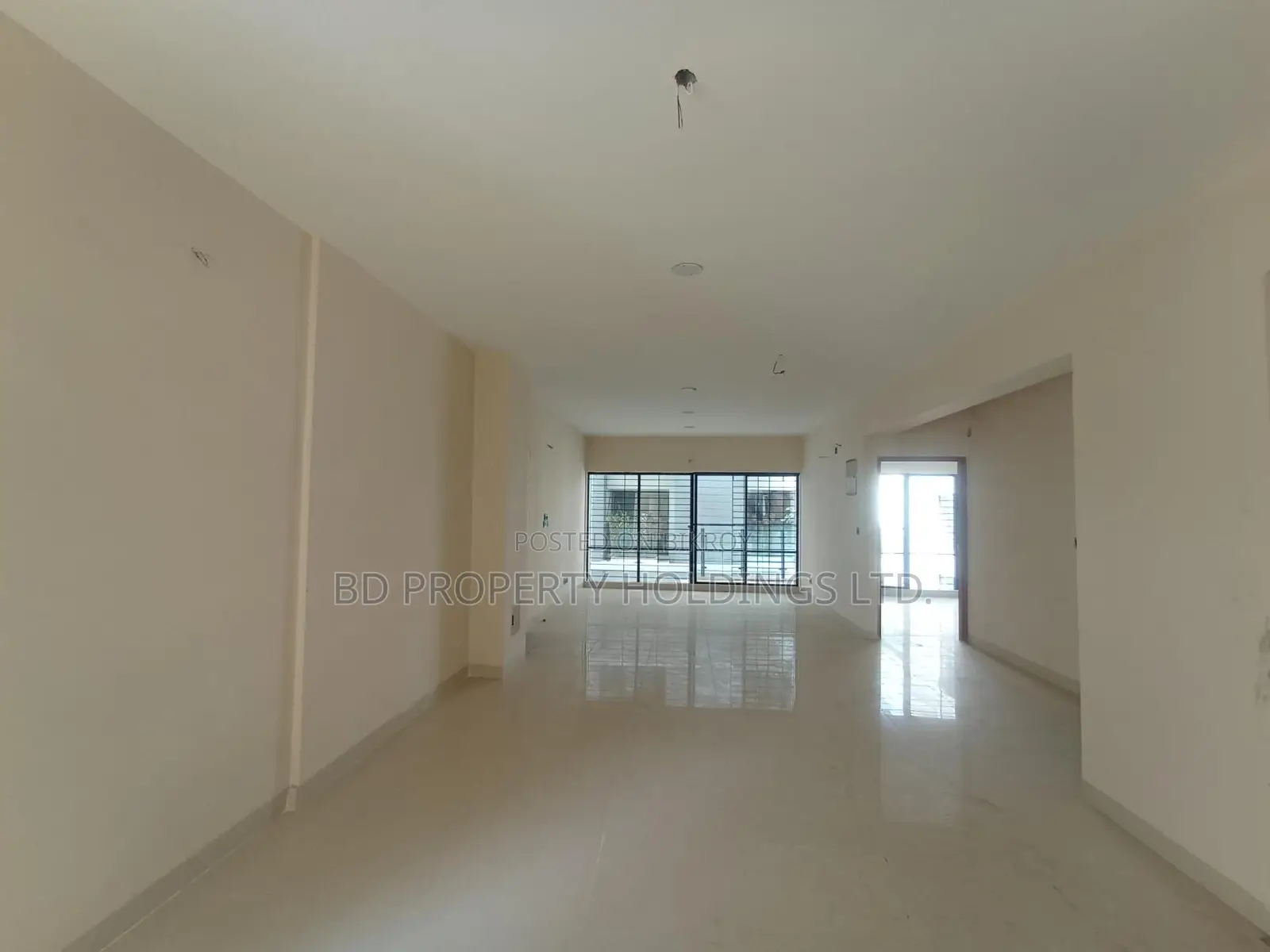 2500 SFT Luxurious Brand New Ready Flat for Rent in Rupayan City Uttara