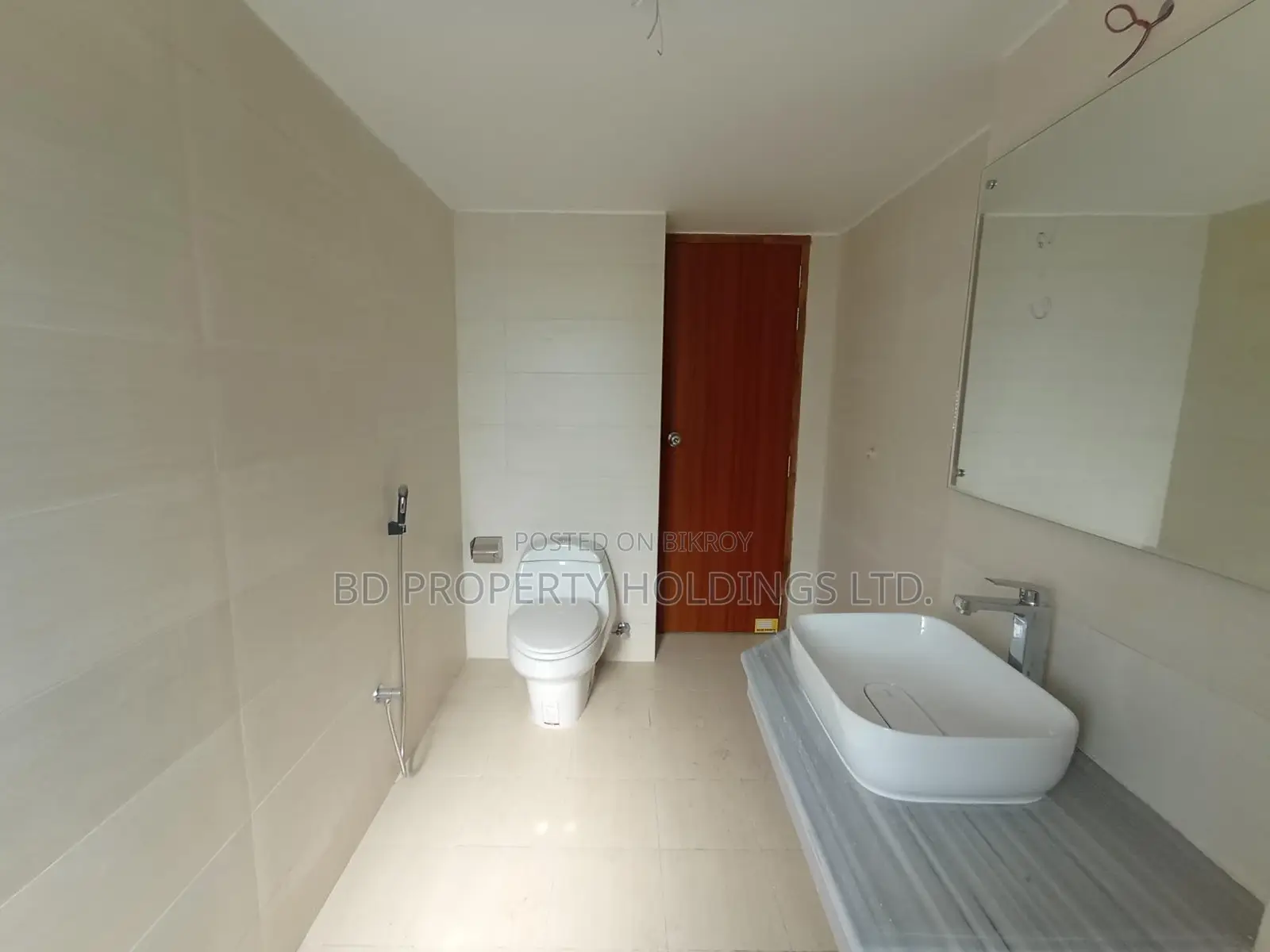 2500 SFT Luxurious Brand New Ready Flat for Rent in Rupayan City Uttara