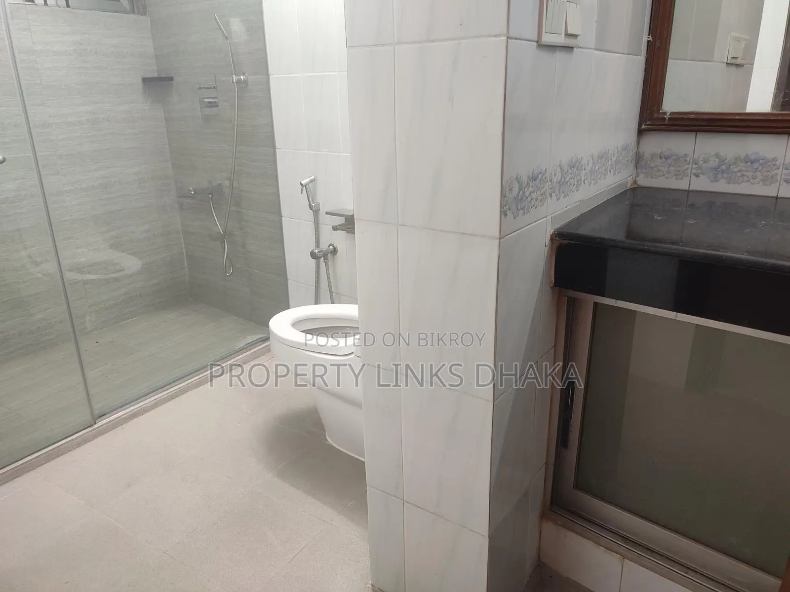 Newly Renovated flat for Rent in Baridhara Diplomatic Zone