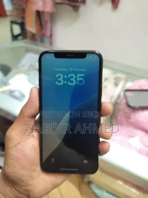 Apple iPhone XR 512 GB (Used)