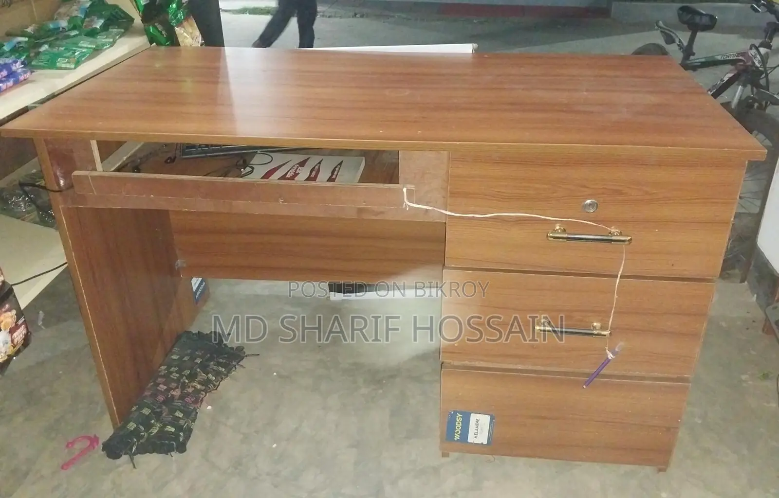 Shop Display Rack and Table