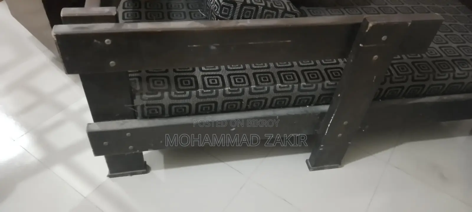 Used made divan