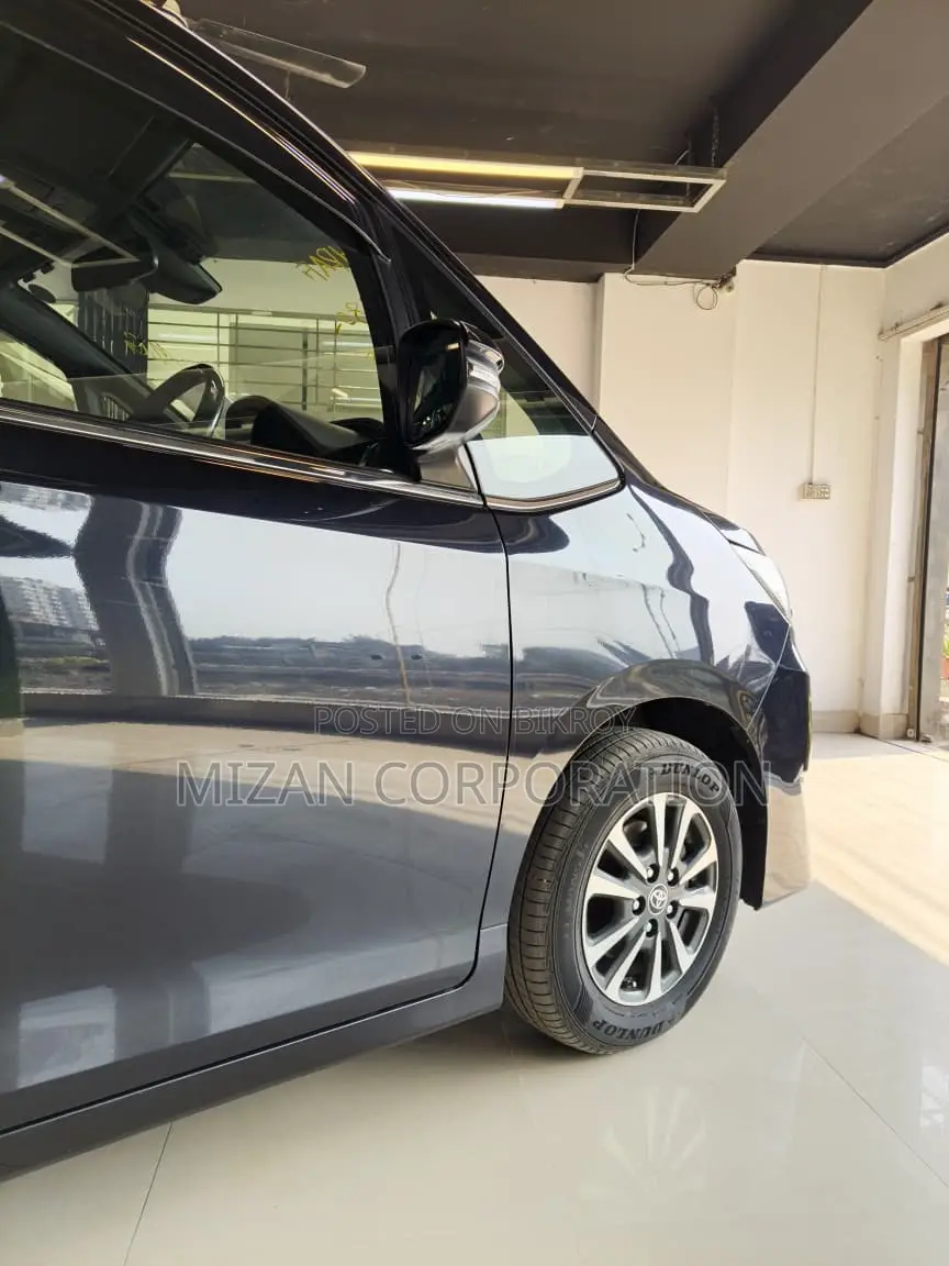 Toyota Esquire Gi Premium 2020