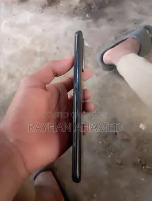 অপো এফ১৫ (ব্যবহৃত)