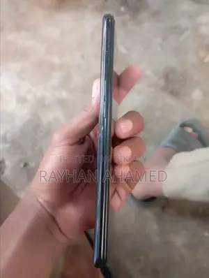 অপো এফ১৫ (ব্যবহৃত)