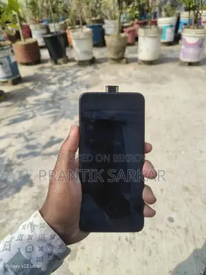 OPPO Reno 2 F . (Used)