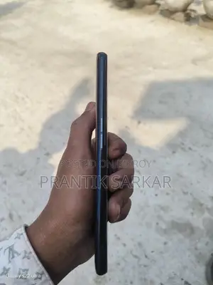 OPPO Reno 2 F . (Used)