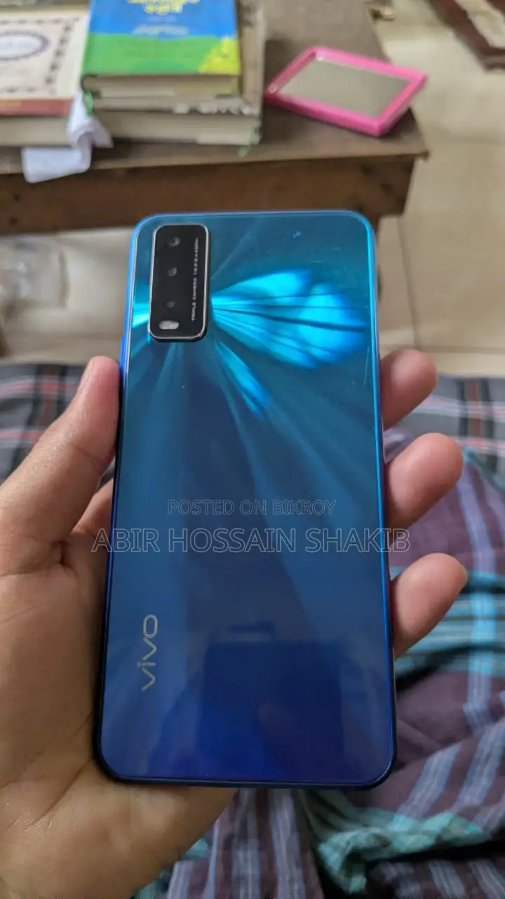 Vivo Y20s . (Used)