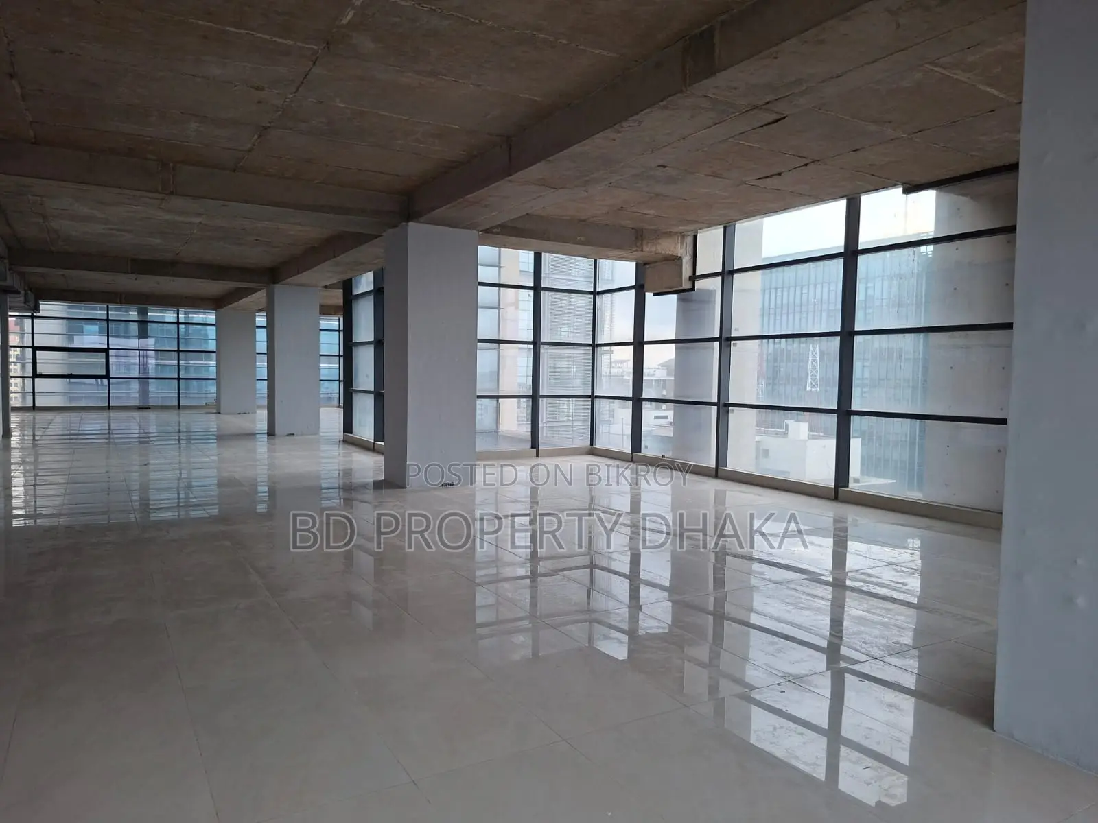7000 Sqft New Excellent Open Commercial Space Rent in Gulshan Avenue