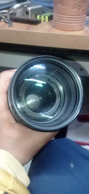 Cannon 70-200 - 2.8 Lens with no defects