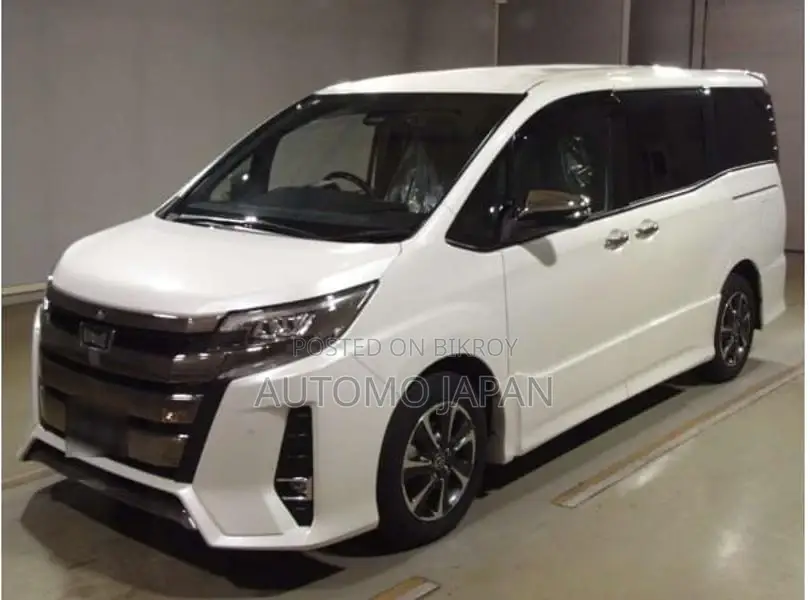 Toyota Noah WXB 2021