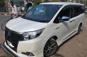 Toyota Esquire Noah Gi Hybrid Pkg 2017