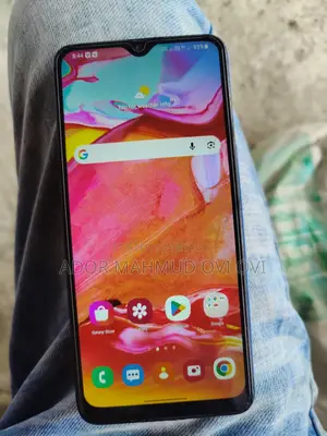 Samsung a70 (Used)