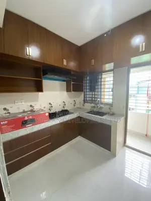 South-Facing 4-Bedroom Flat with Proportional Land Share for Sale