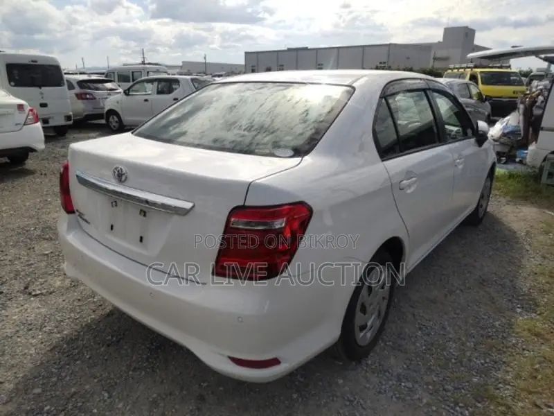 Toyota Axio Non Hybrid EX Pack 2021