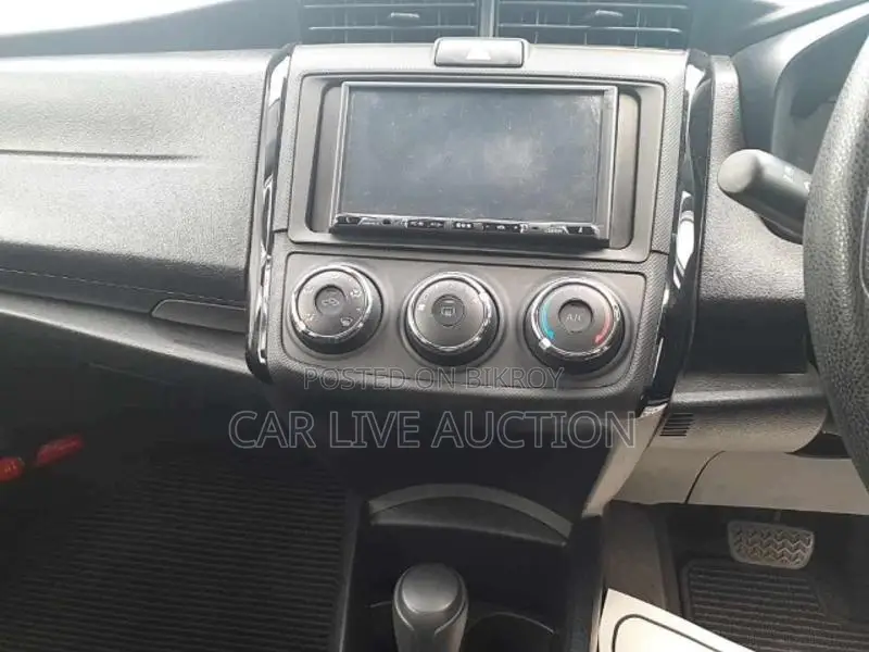 Toyota Axio Non Hybrid EX Pack 2021
