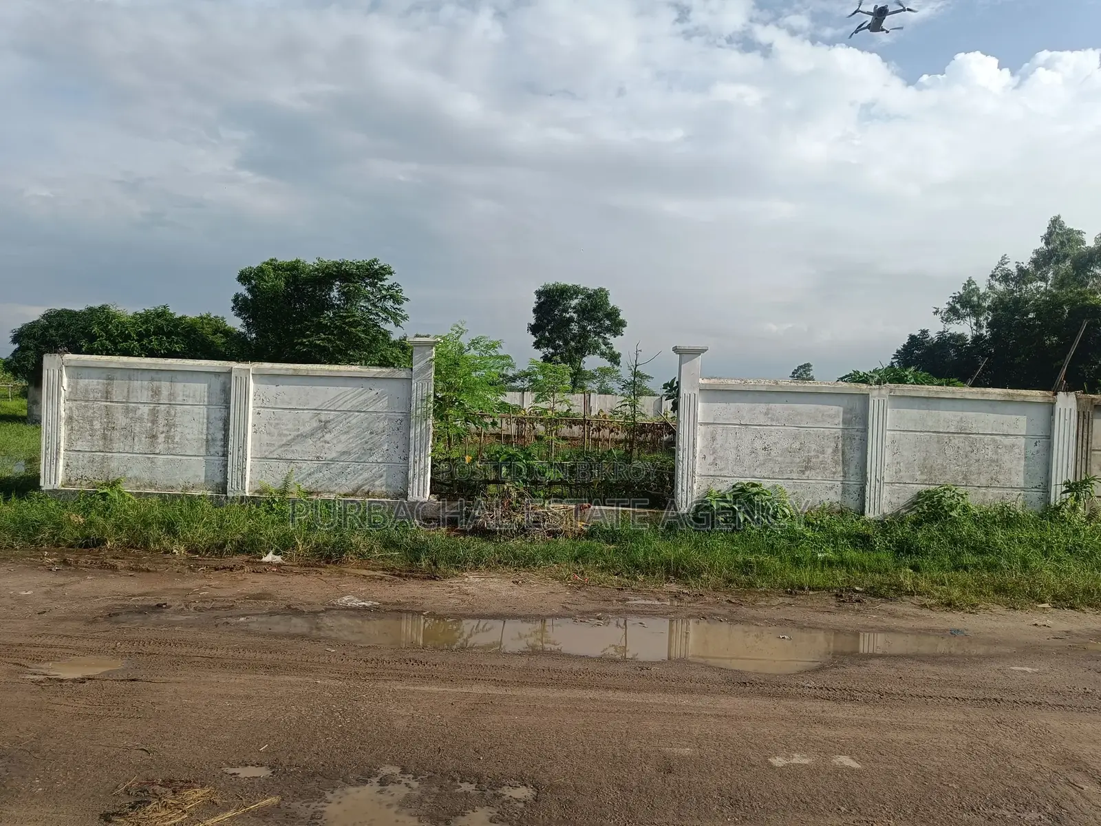 On 75ft, Front Playground, 5 Katha Plot In Sec#15