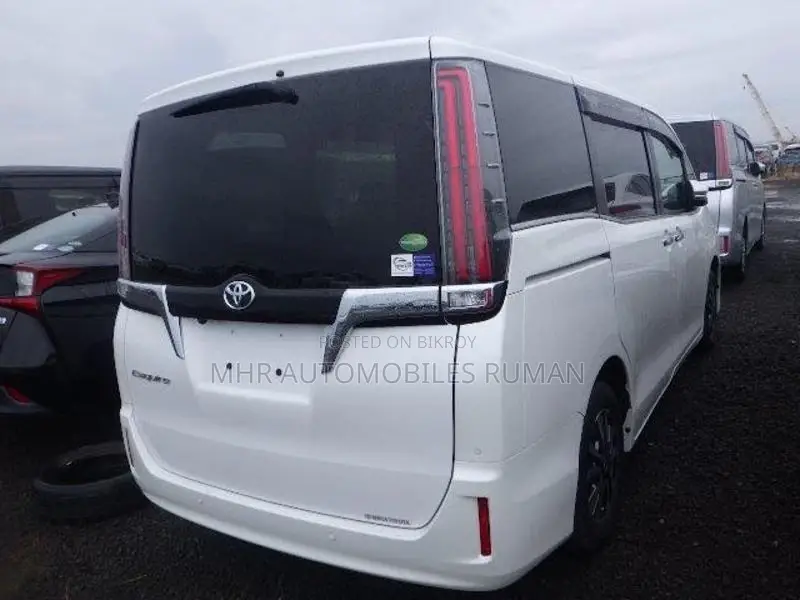 Toyota Esquire XI PACKAGE 2020