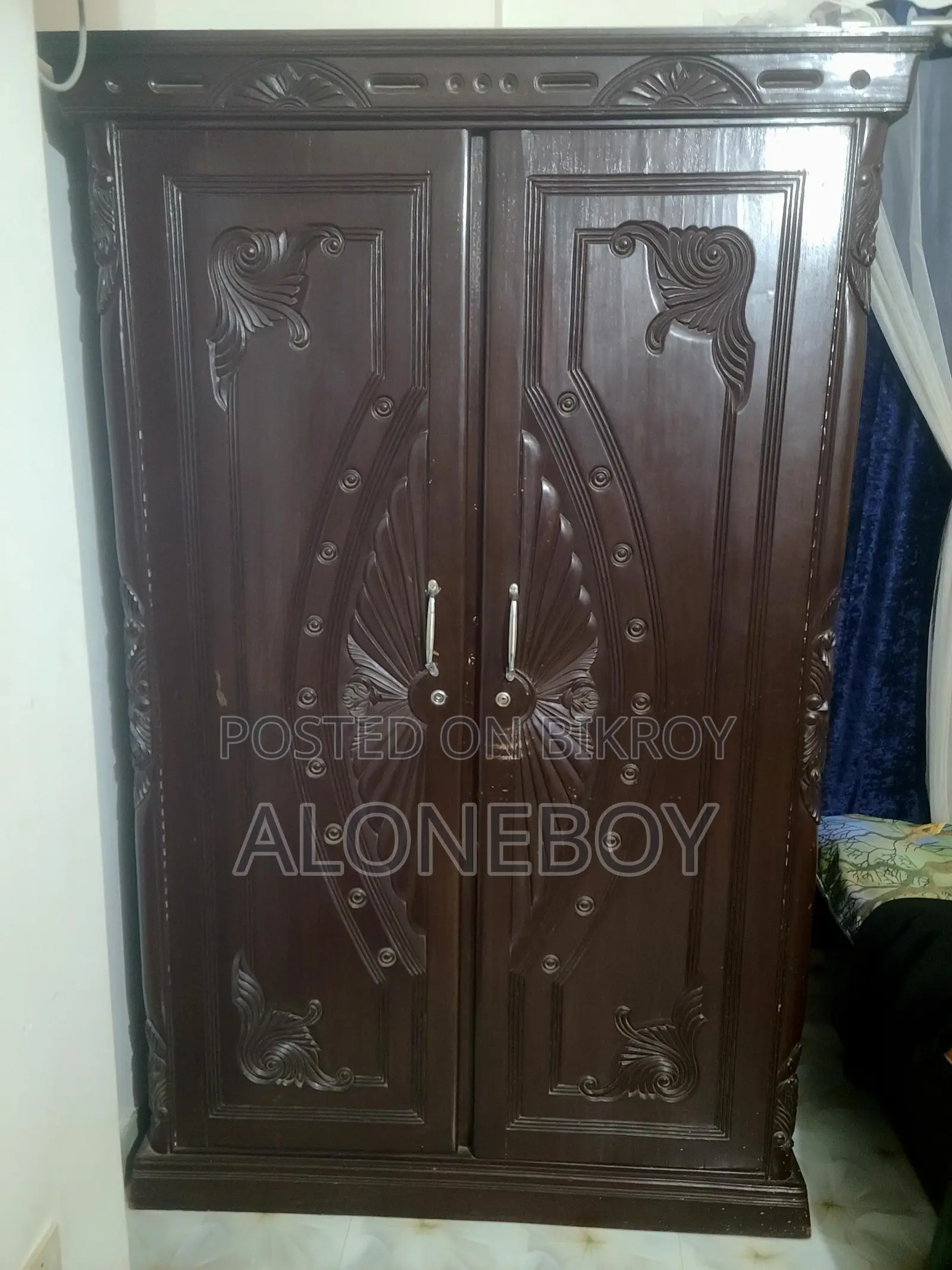 Teak wood Almirah