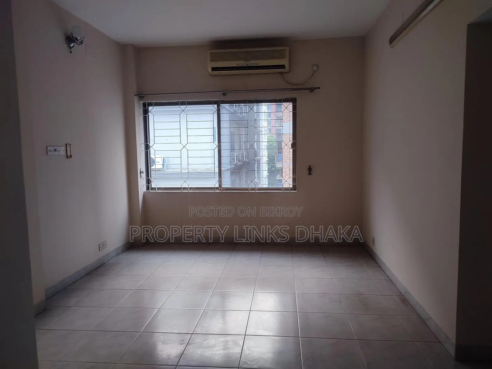 Park View Luxurious Semi Furnished Flat at North Gulshan