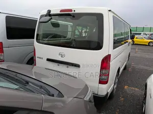 Toyota Hiace DX SINGLE AC 2020